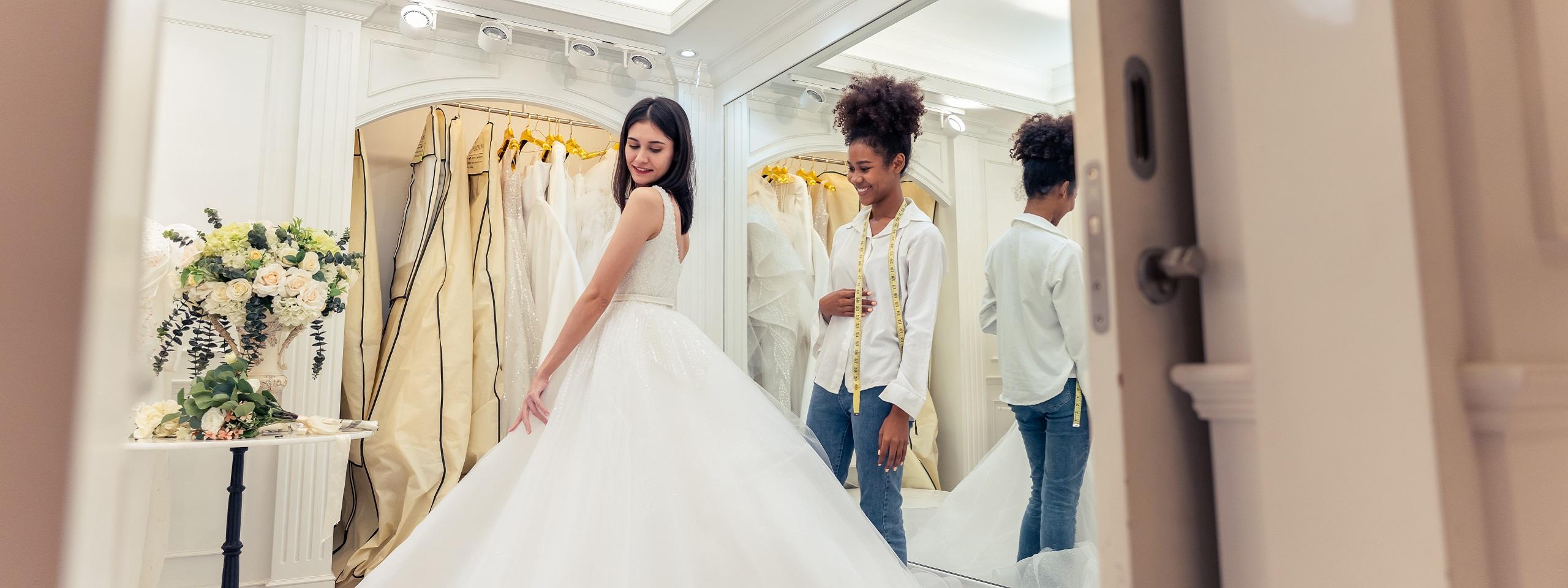 Budget-Friendly Wedding Dresses: Second-Hand and For Hire